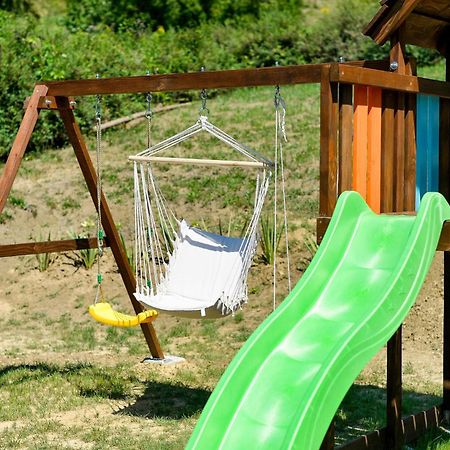 Pet Friendly Home In Varazdin Breg With Jacuzzi Eksteriør billede