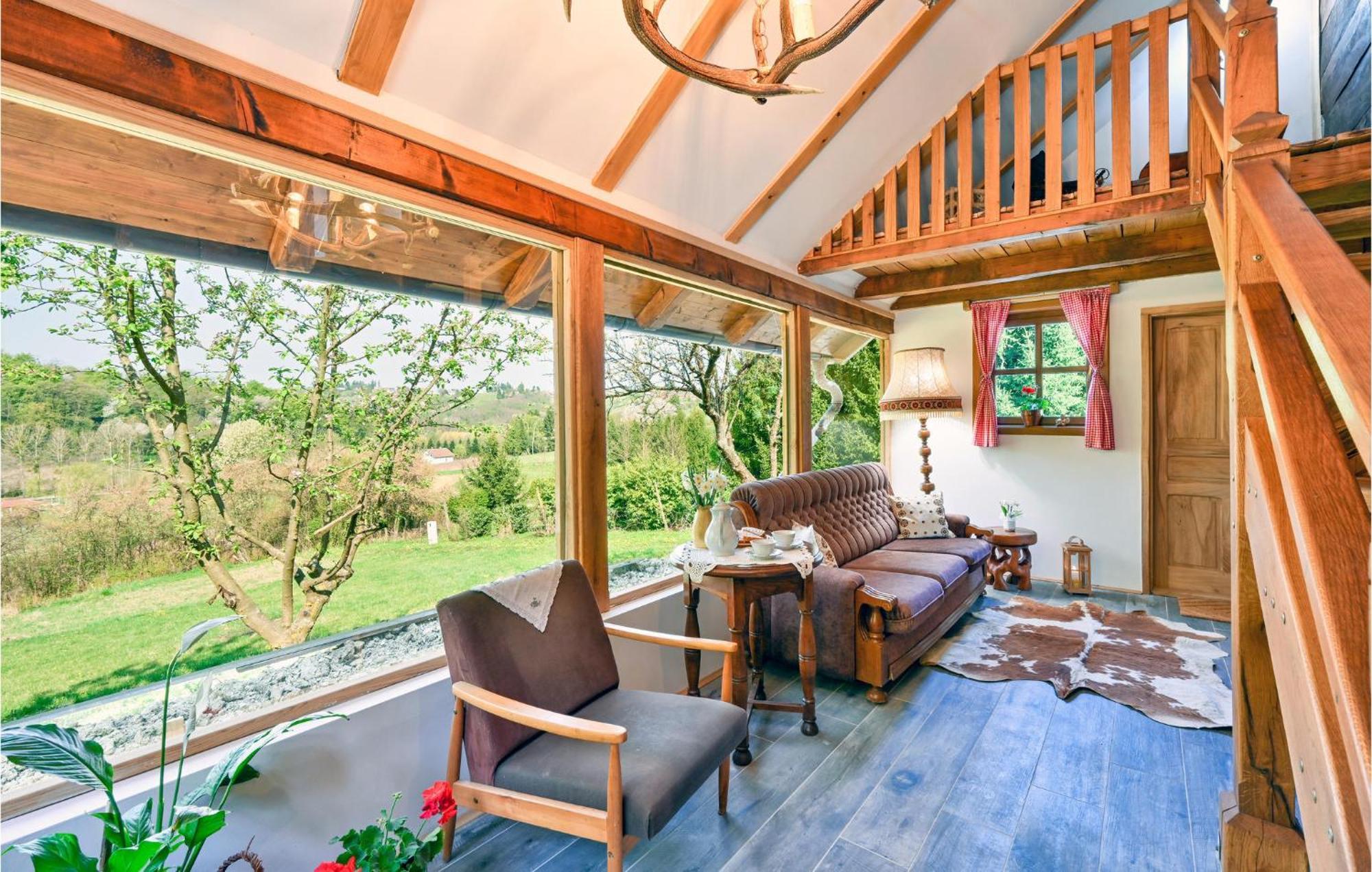 Pet Friendly Home In Varazdin Breg With Jacuzzi Eksteriør billede